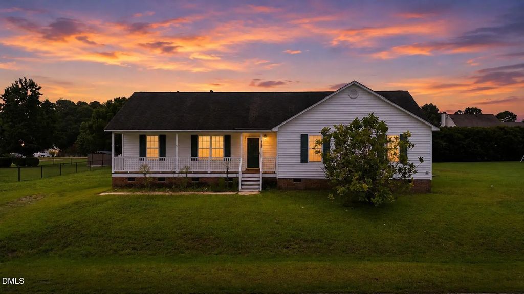 1312 Greenbranch Lane, Raleigh