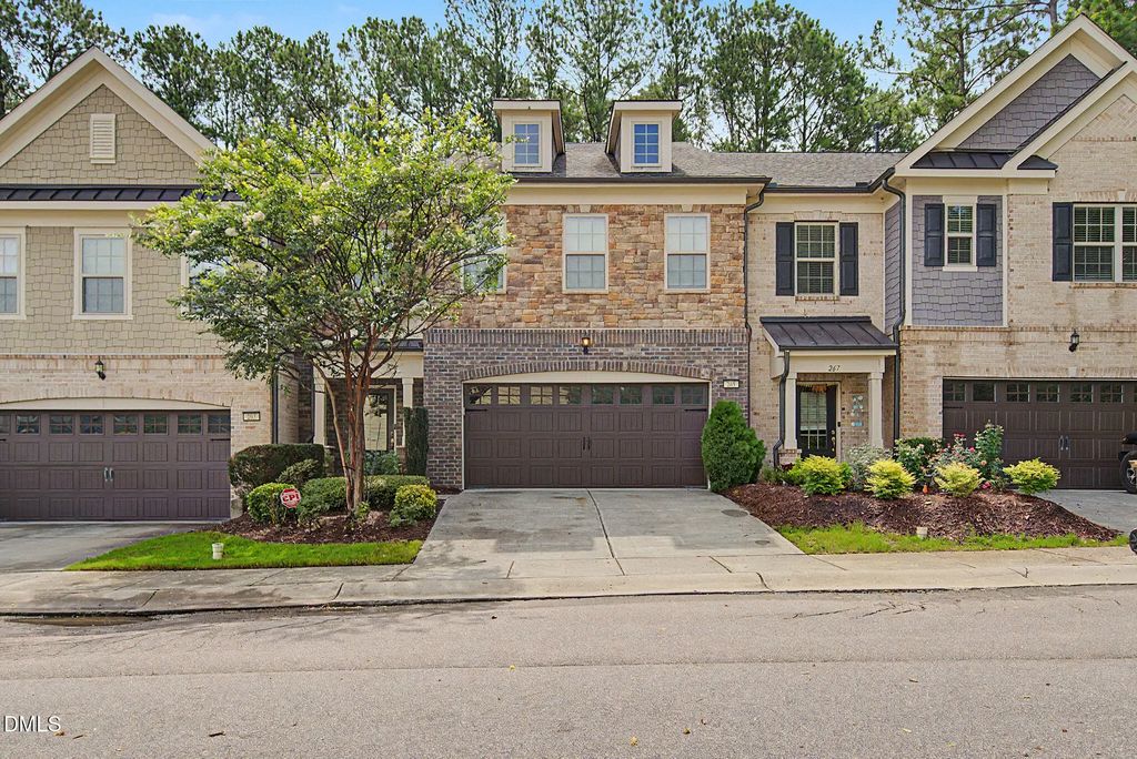 265 Daymire Glen Lane, Cary