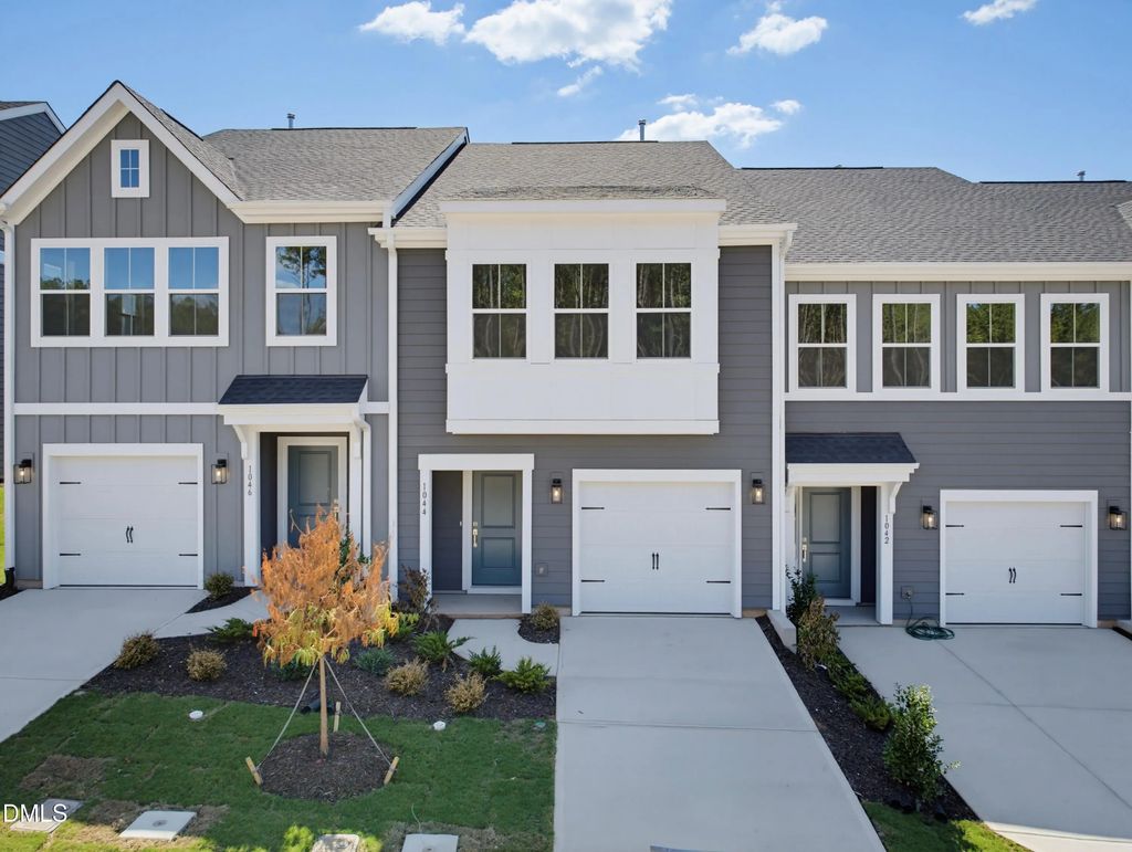 1044 Tea Rose Court 372, Durham