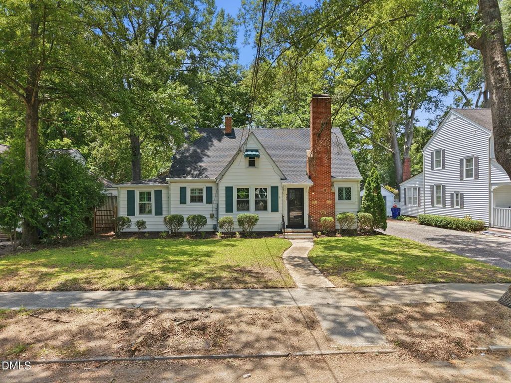 408 E Lee Street, Smithfield
