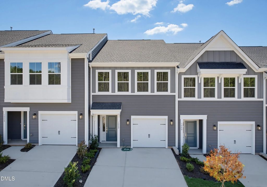 1042 Tea Rose Court 373, Durham