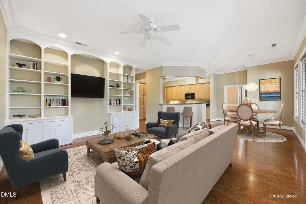 2801 Glenwood Gardens Lane 303, Raleigh