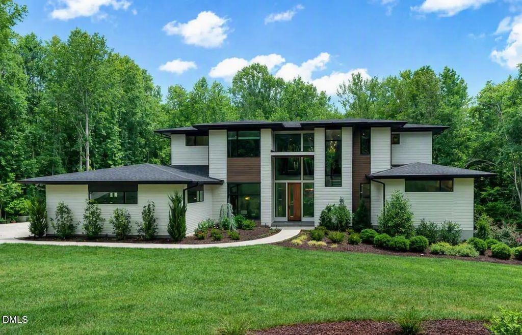 196 Mountaintop Circle, Pittsboro