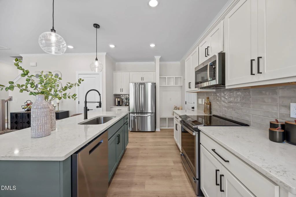 901 Selby Avenue, Durham