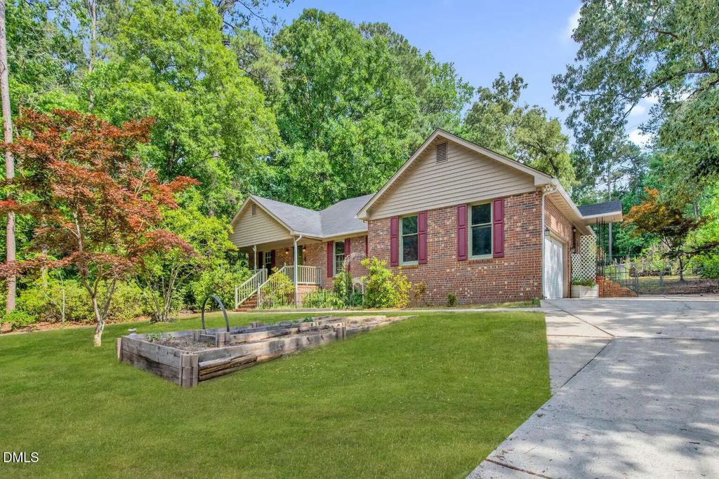 4014 Arcadia Court, Fayetteville