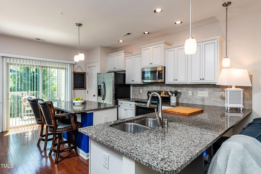 7809 Lillyhurst Drive, Raleigh