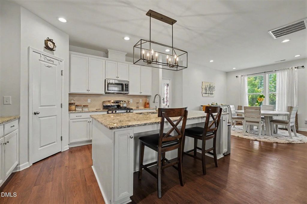 123 Carbone Lane, Clayton