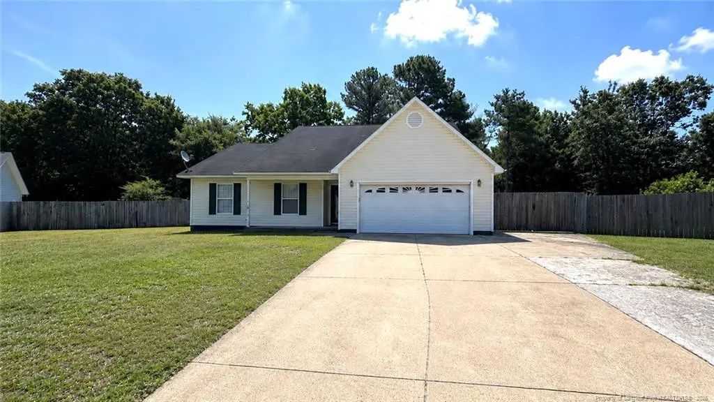 118 Woodbine Drive, Raeford