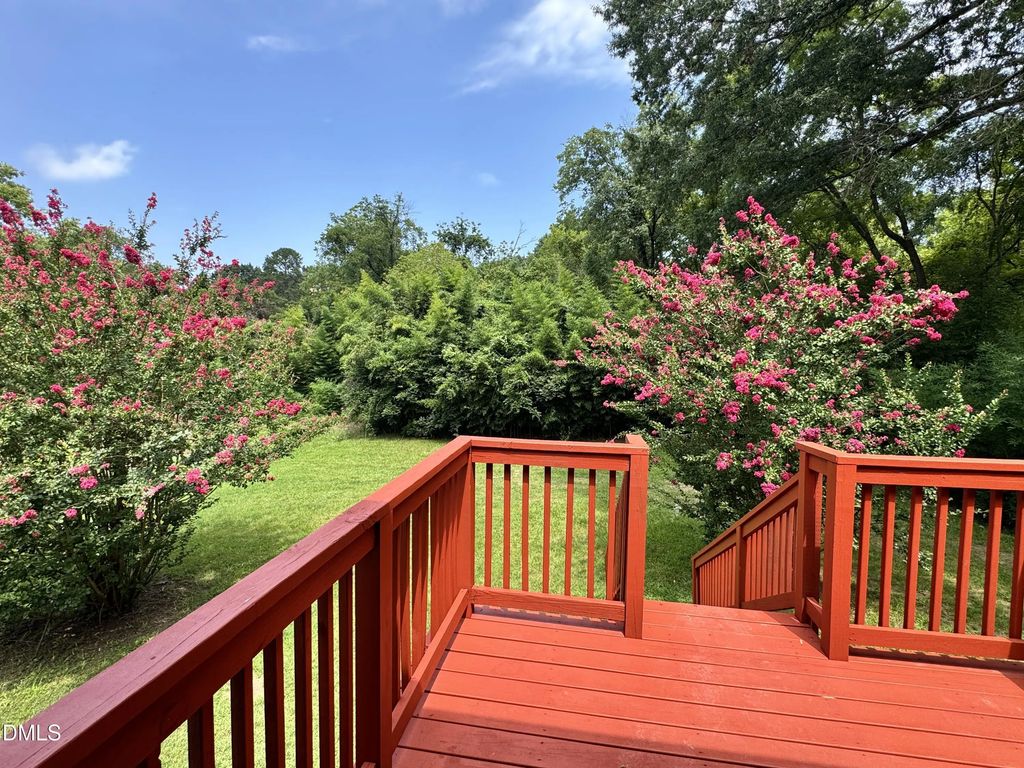 820 Chandler Avenue, Burlington