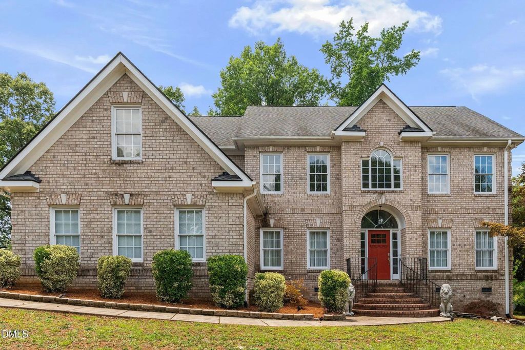 2901 Lauren Oaks Drive, Raleigh
