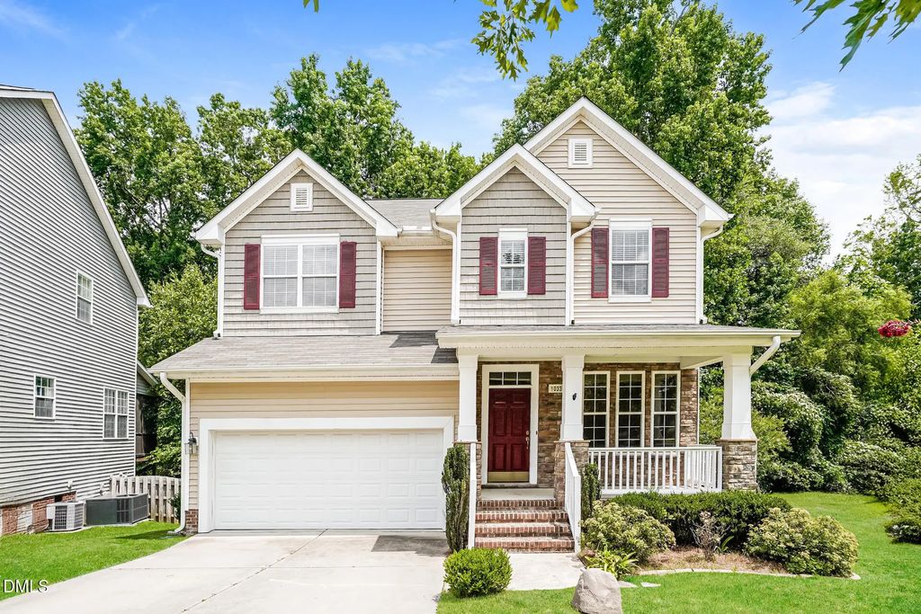 1033 Crystalwater Drive, Fuquay Varina