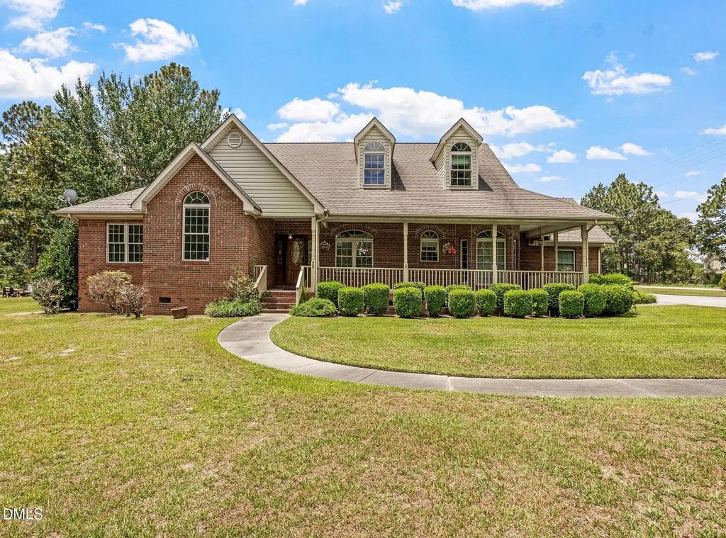 20 Senter Lane, Bunnlevel