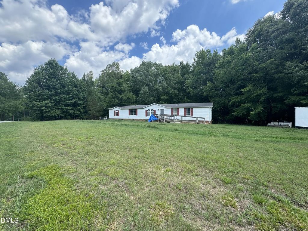 140 Smith Hill Lane, Roxboro