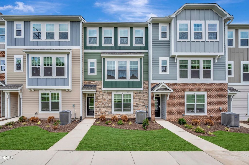 2921 Richardson Road, Apex