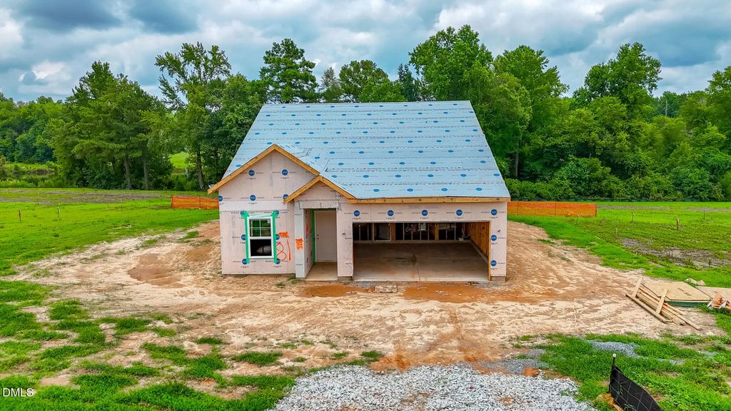 181 Bonair Avenue 81, Angier