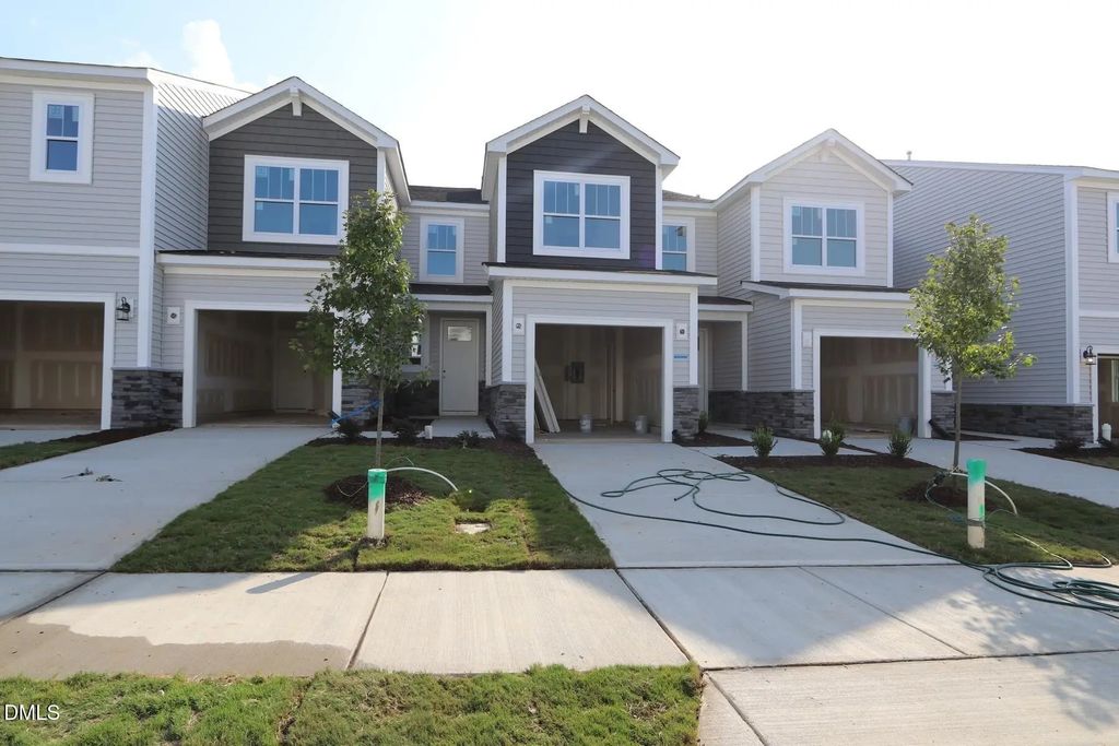 59 Dorado Drive 194, Angier