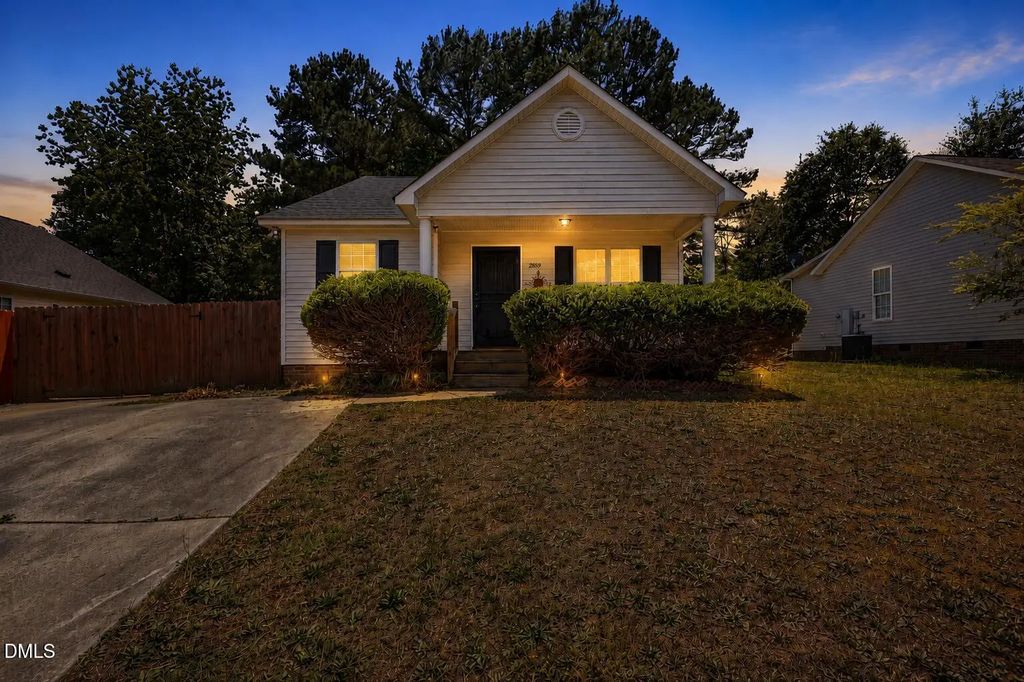2889 Bennington Drive, Clayton