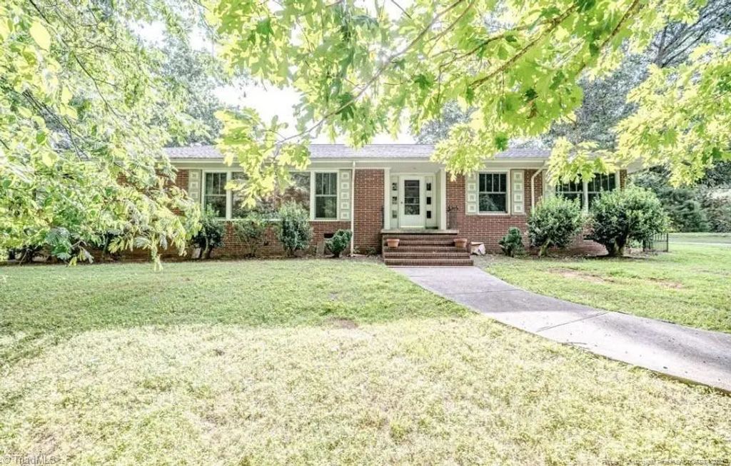 284 Back Creek Road, Asheboro