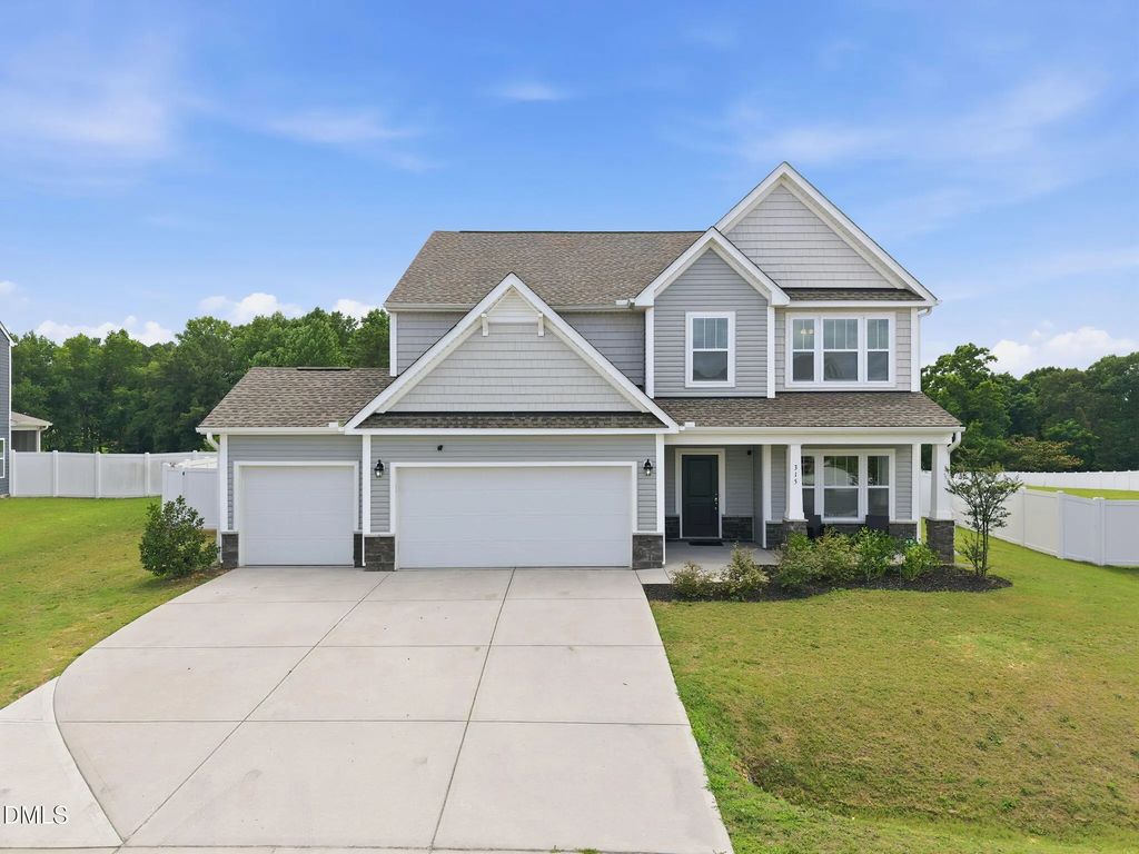 315 Arlie Lane, Lillington