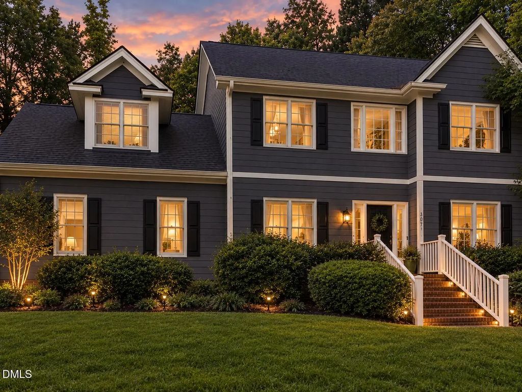 305 Neuse Ridge Drive, Clayton