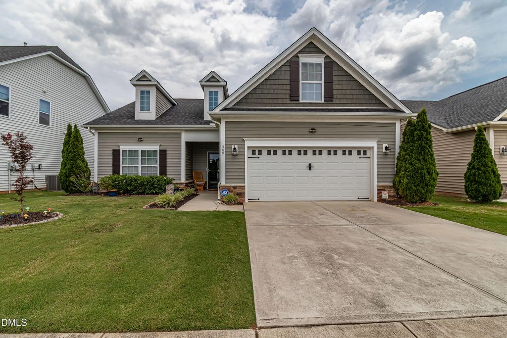 468 Lakemont Drive, Clayton