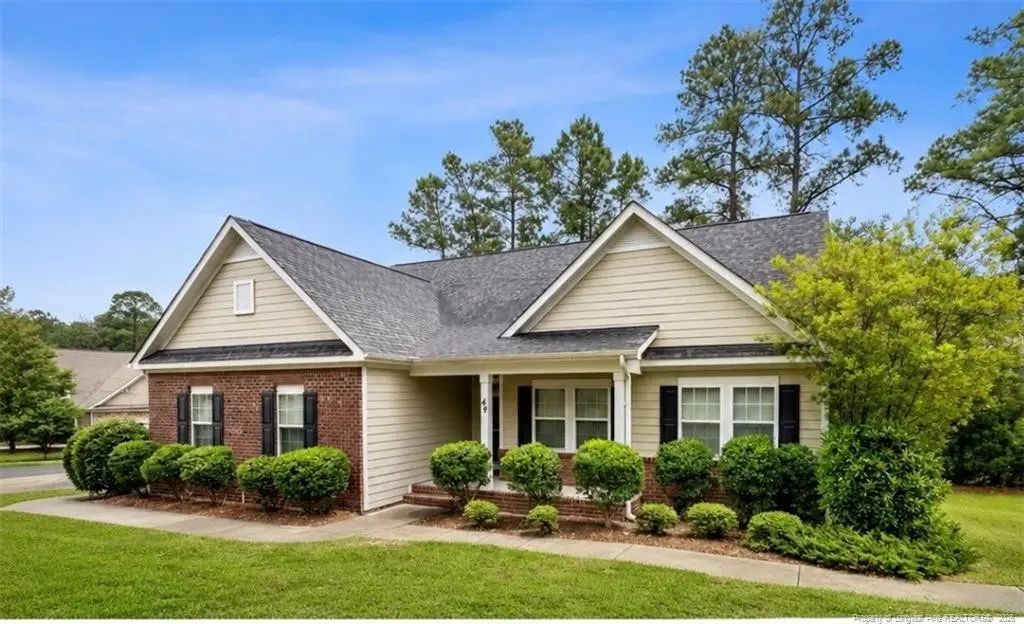 49 Spring Pond Lane, Spring Lake