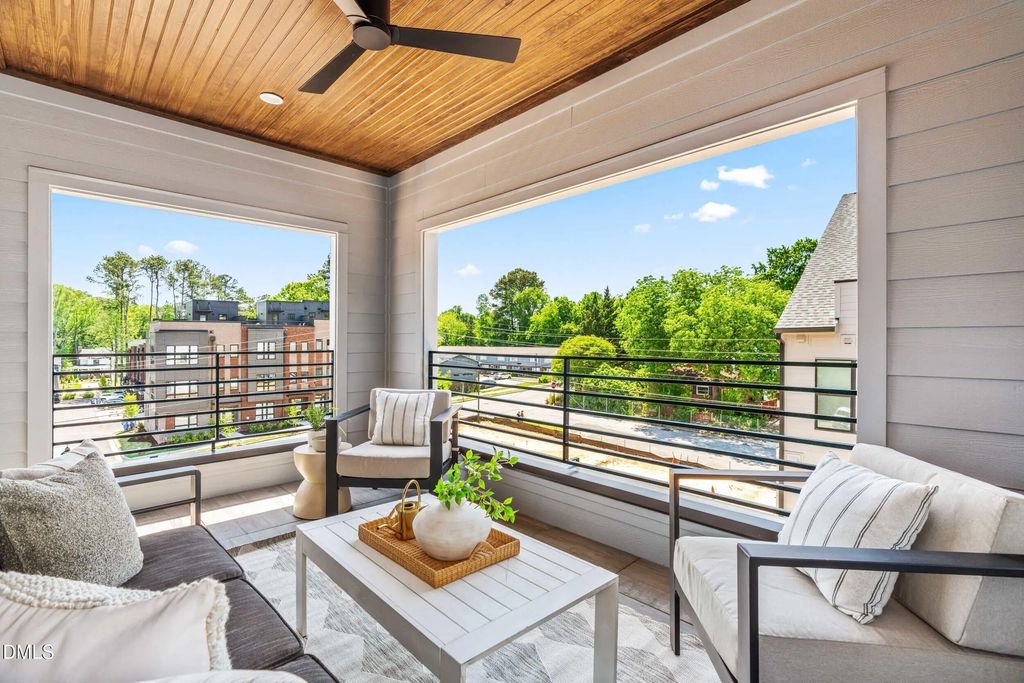 413 Chatham View Road, Cary