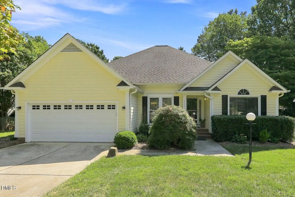 5237 Fairmead Circle, Raleigh