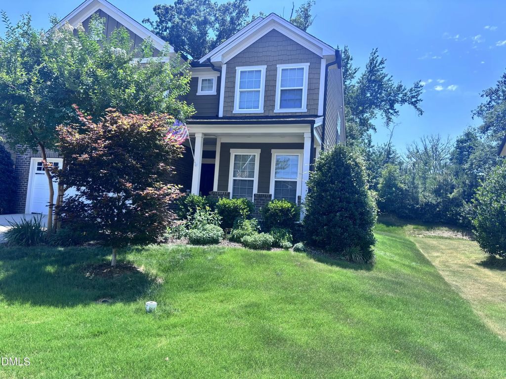2432 Emily Brk Way, Apex