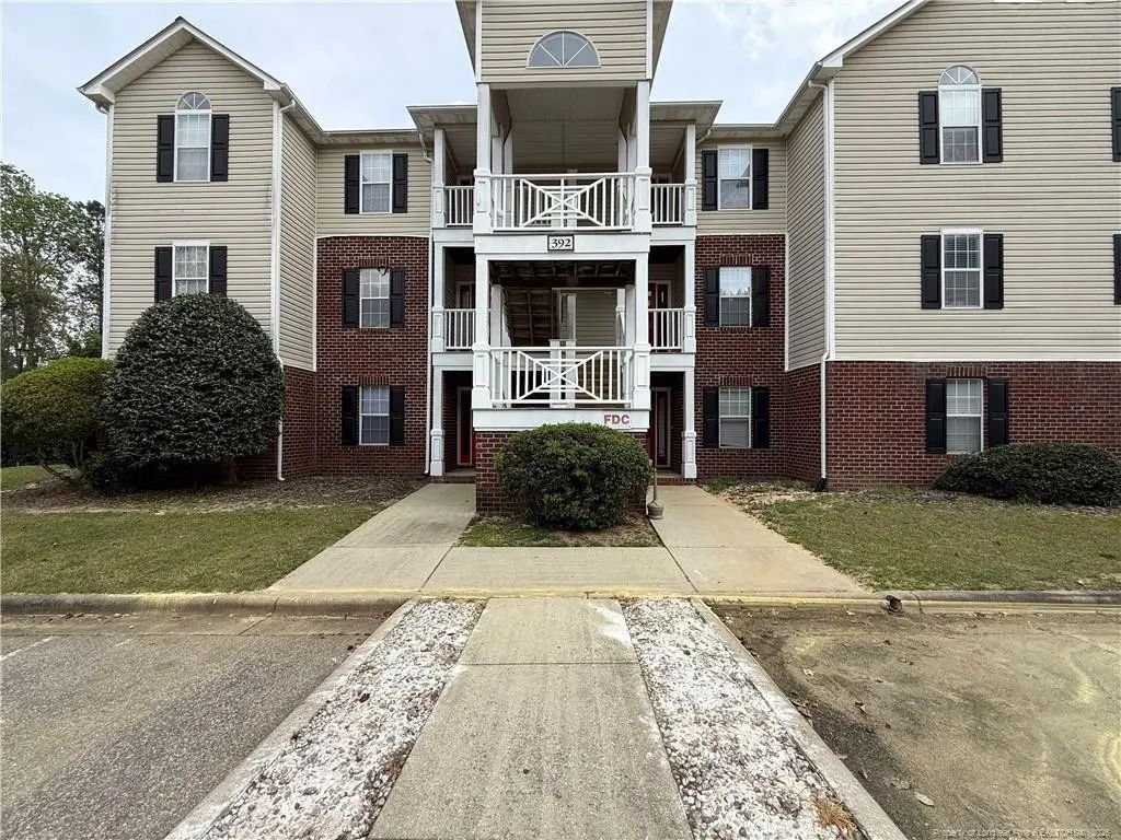 392 Bubble Creek Court 6, Fayetteville
