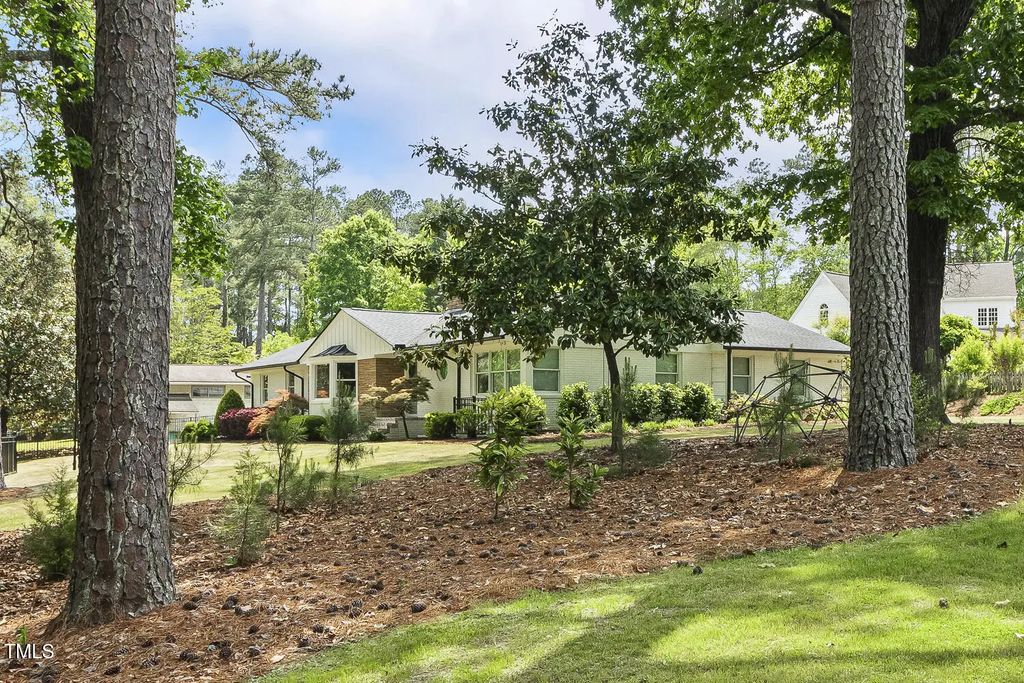 100 W Lakeside Drive, Fuquay Varina