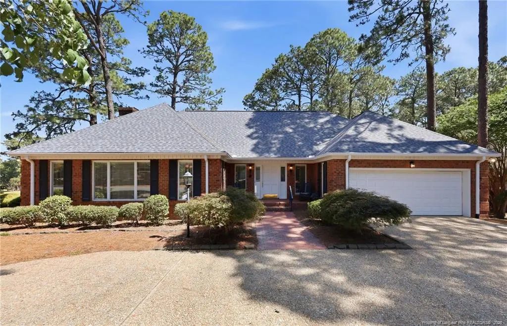 175 Baltusrol Lane, Pinehurst