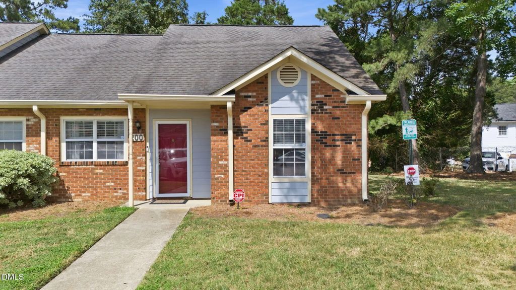 200 Old Spring Hill Lane, Fuquay Varina