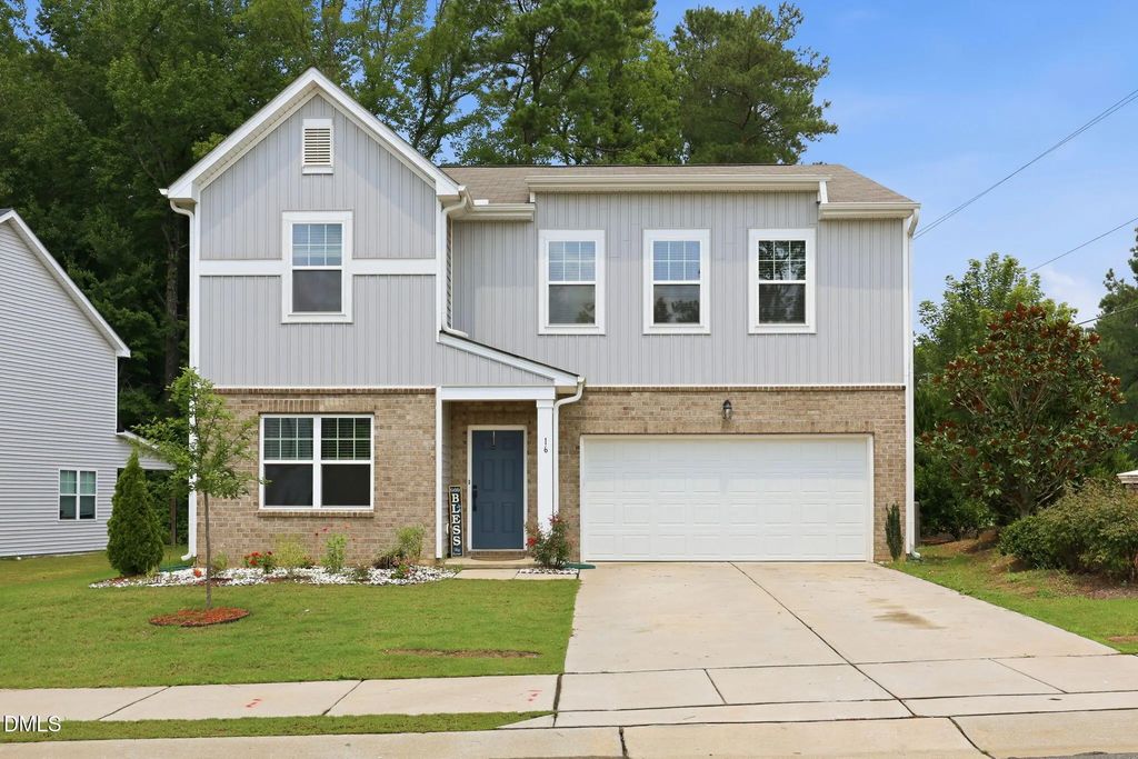 16 Lynnridge Drive, Angier