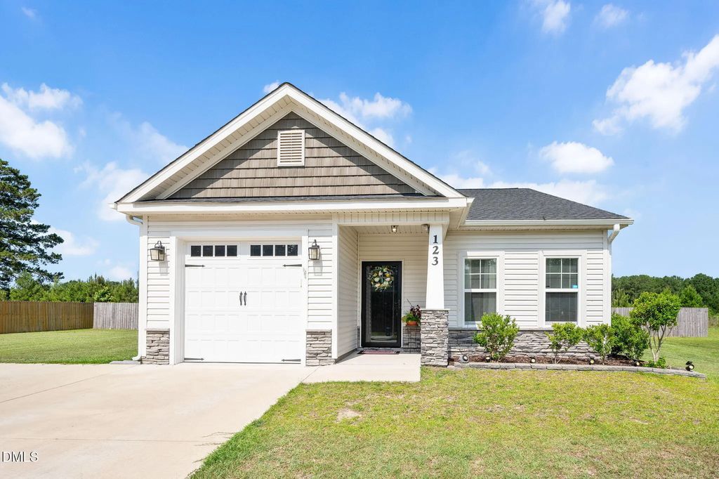 123 W Pk Lane, Sanford