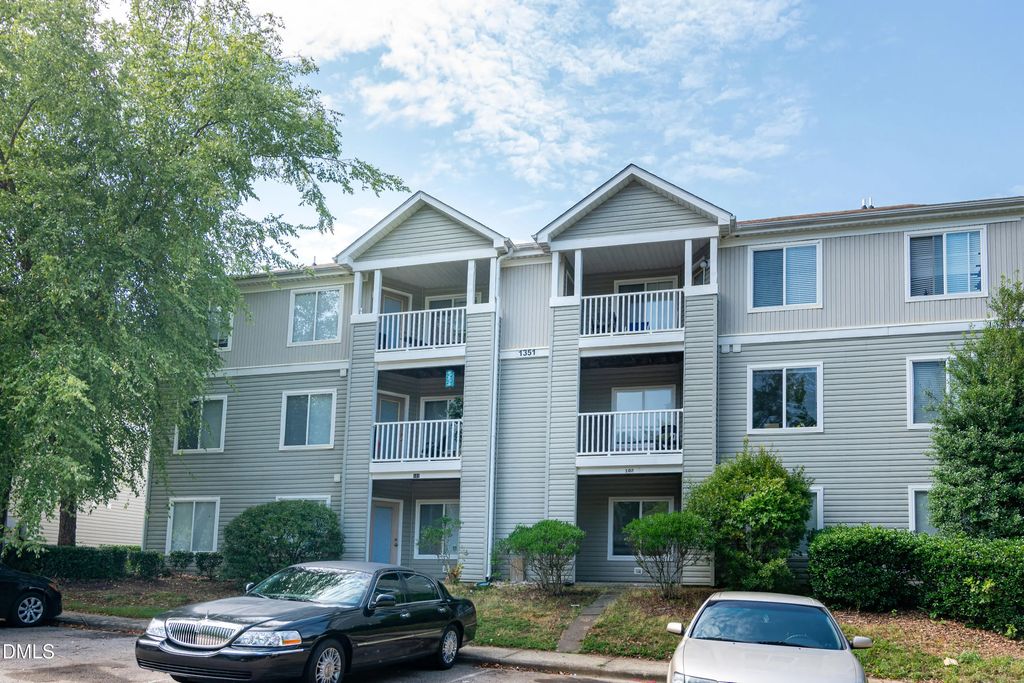 1351 Crab Orchard Drive 101, Raleigh