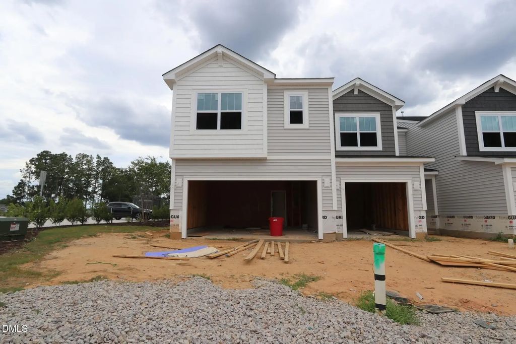 53 Dorado Drive 196, Angier