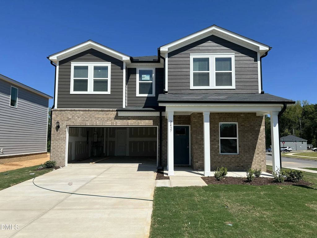 2437 Rosewood Bluff Drive, Zebulon
