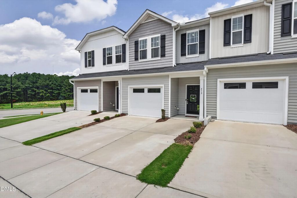 438 Leighann Ridge Lane, Rolesville