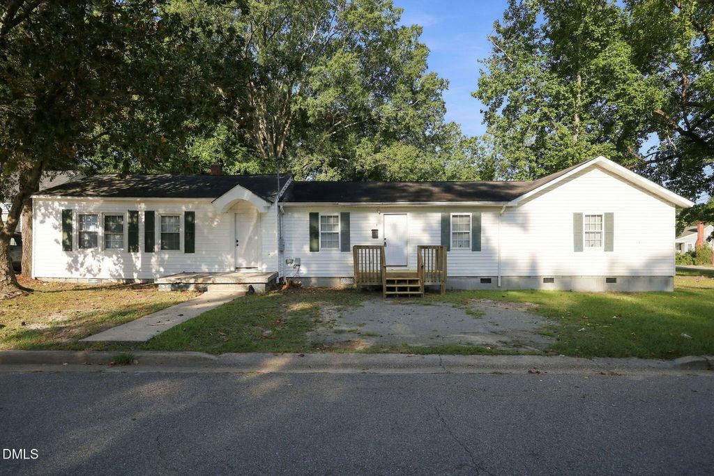 404 S Ash Street, Greenville