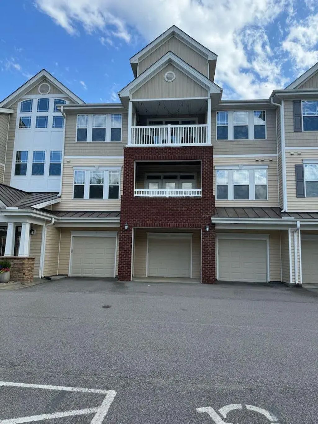 2810 Bedford Green Drive 211, Raleigh