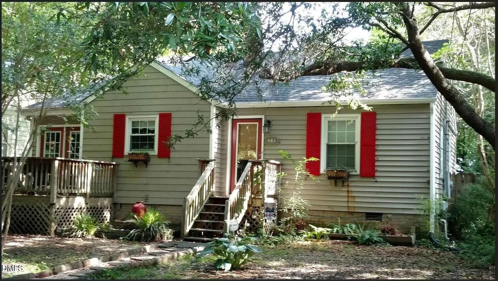 326 Willow Street, Cary