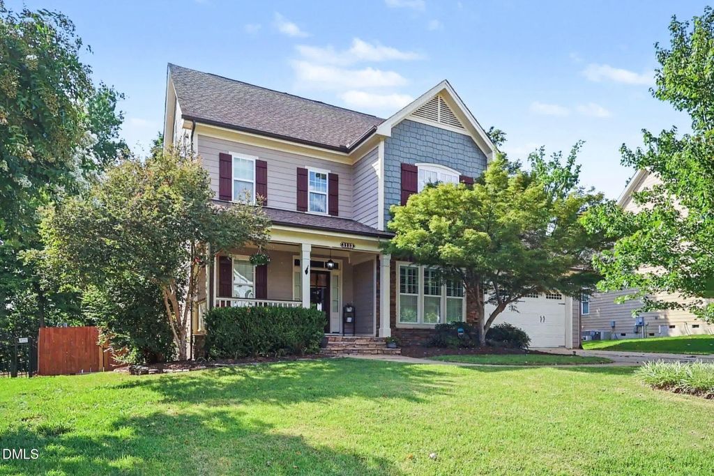 1113 Hollymont Drive, Holly Springs