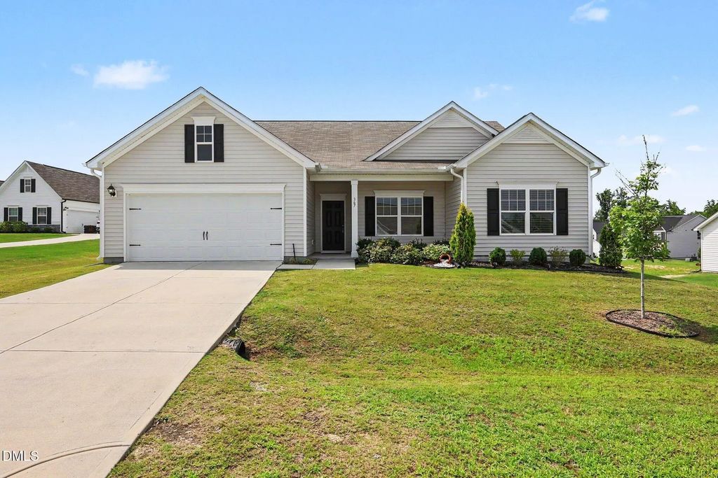 367 Fenella Drive, Four Oaks