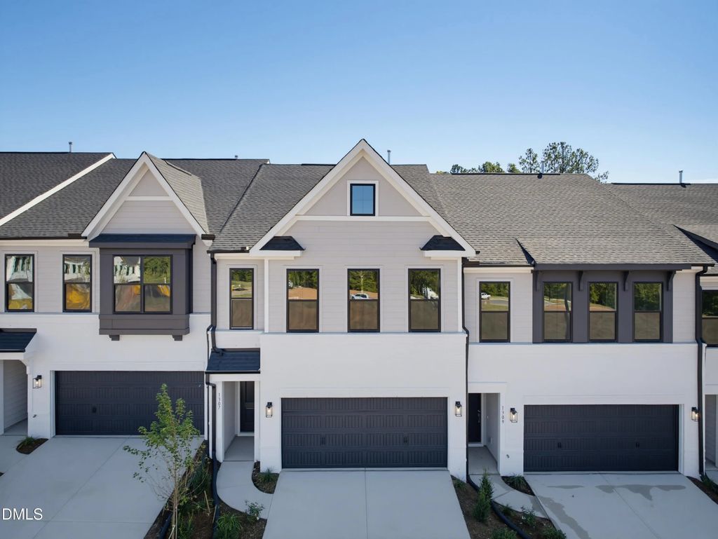 1307 Marigold Mdws Court 129, Durham