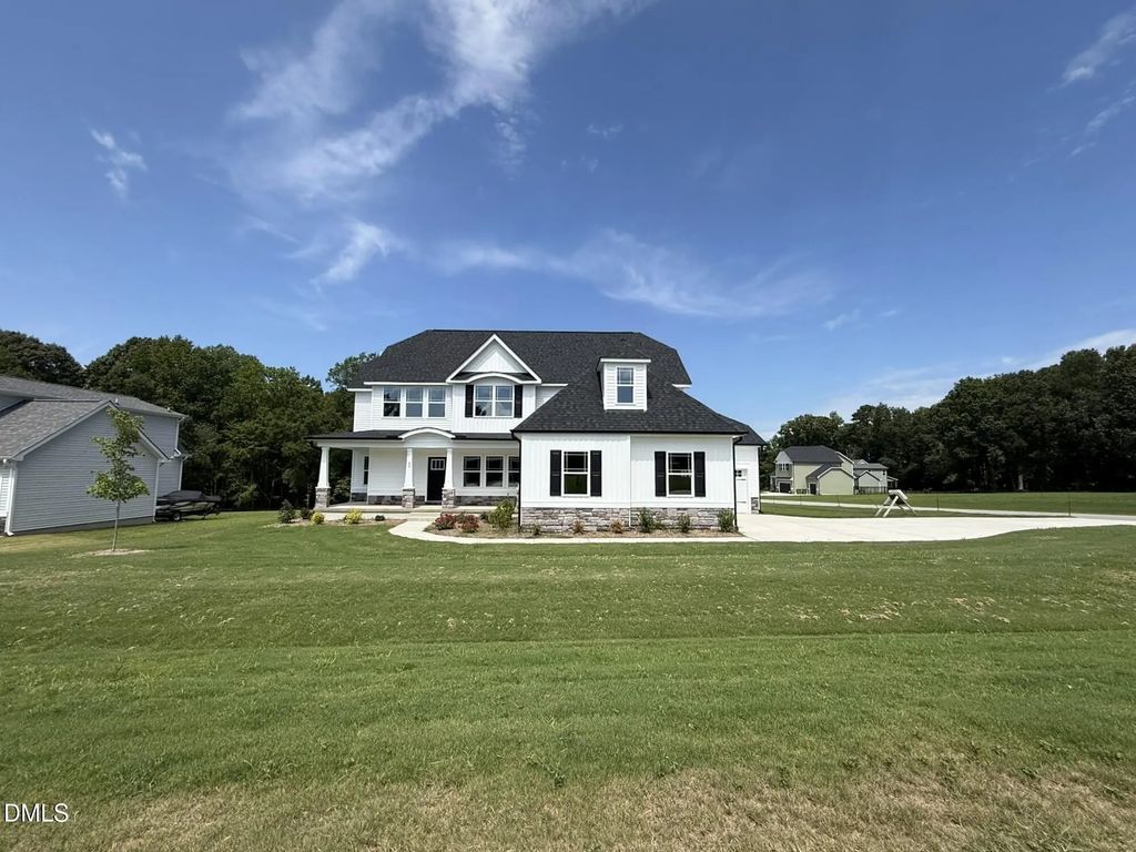 25 Mineral Springs Way, Benson