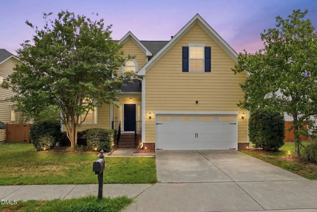 11 Hidden Ridge Court, Durham