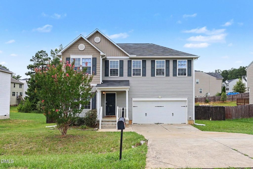 326 Sequoia Drive, Clayton