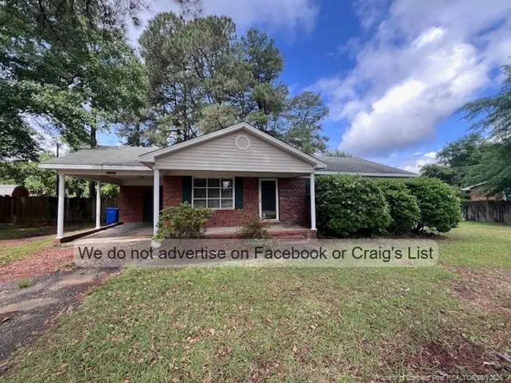 219 N Ingleside Drive, Fayetteville