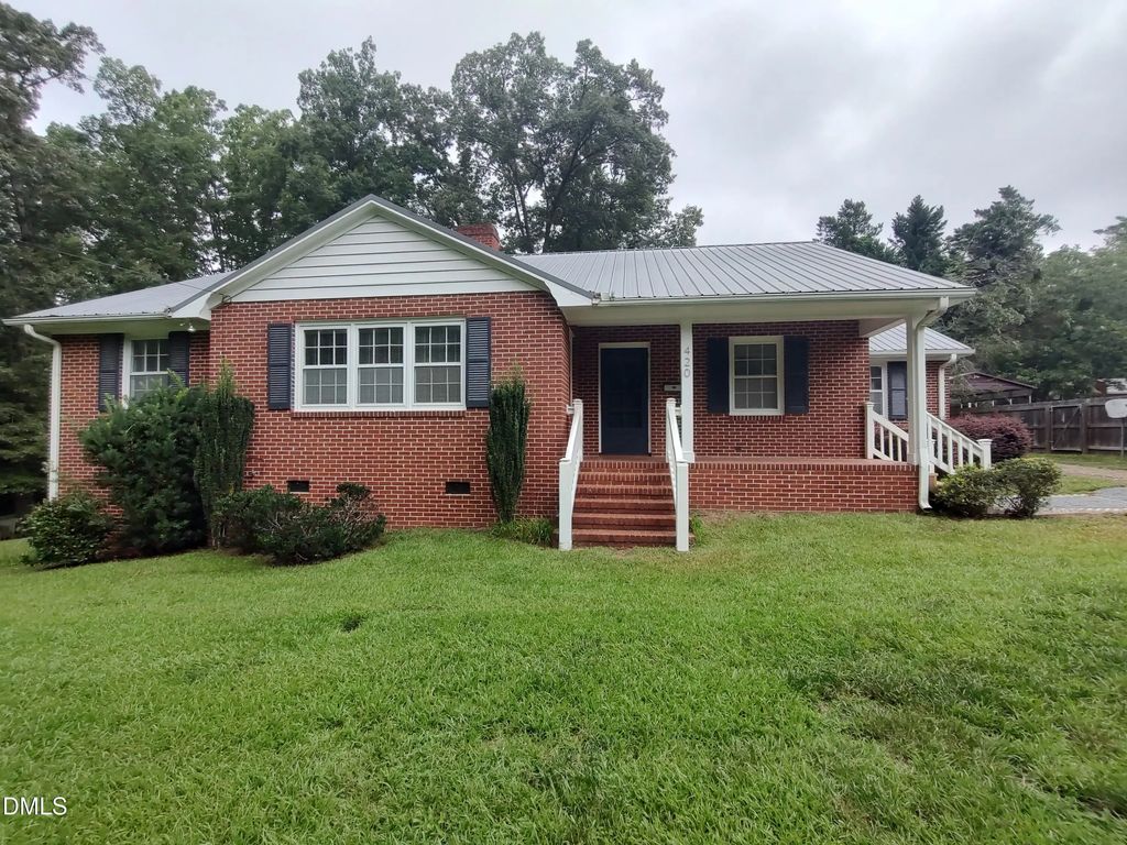 420 Rodwell Street, Warrenton
